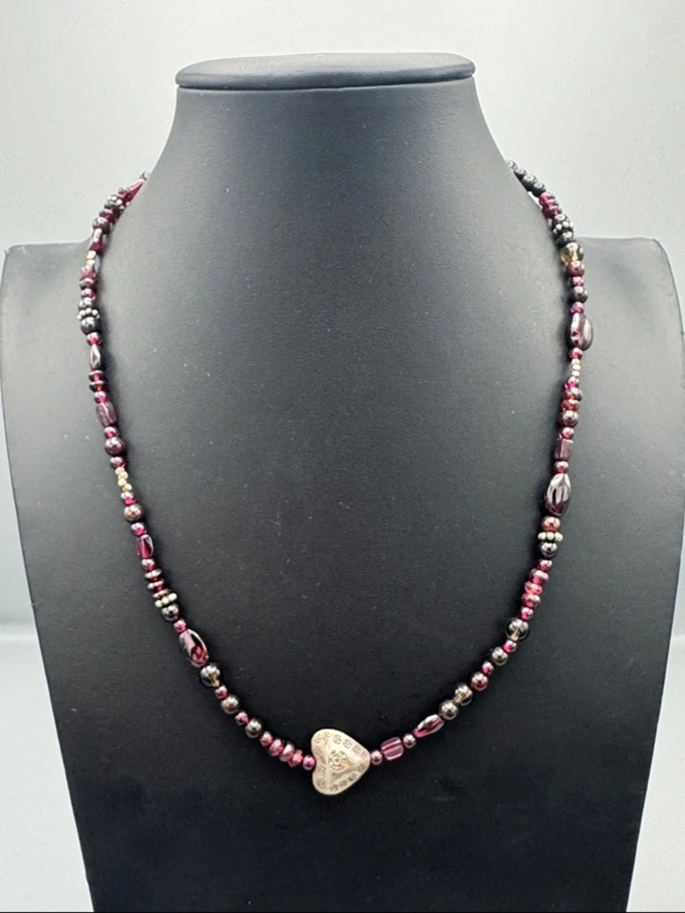 Garnet necklace - Picture 2 of 9